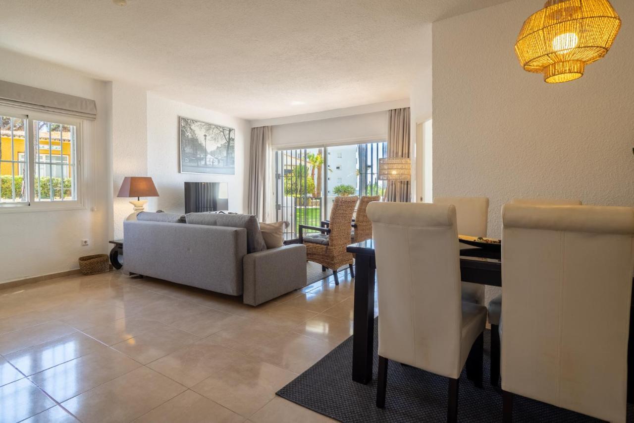 Md001 Precioso Apartamento En Primera Linea De Playa Sitio de Calahonda المظهر الخارجي الصورة