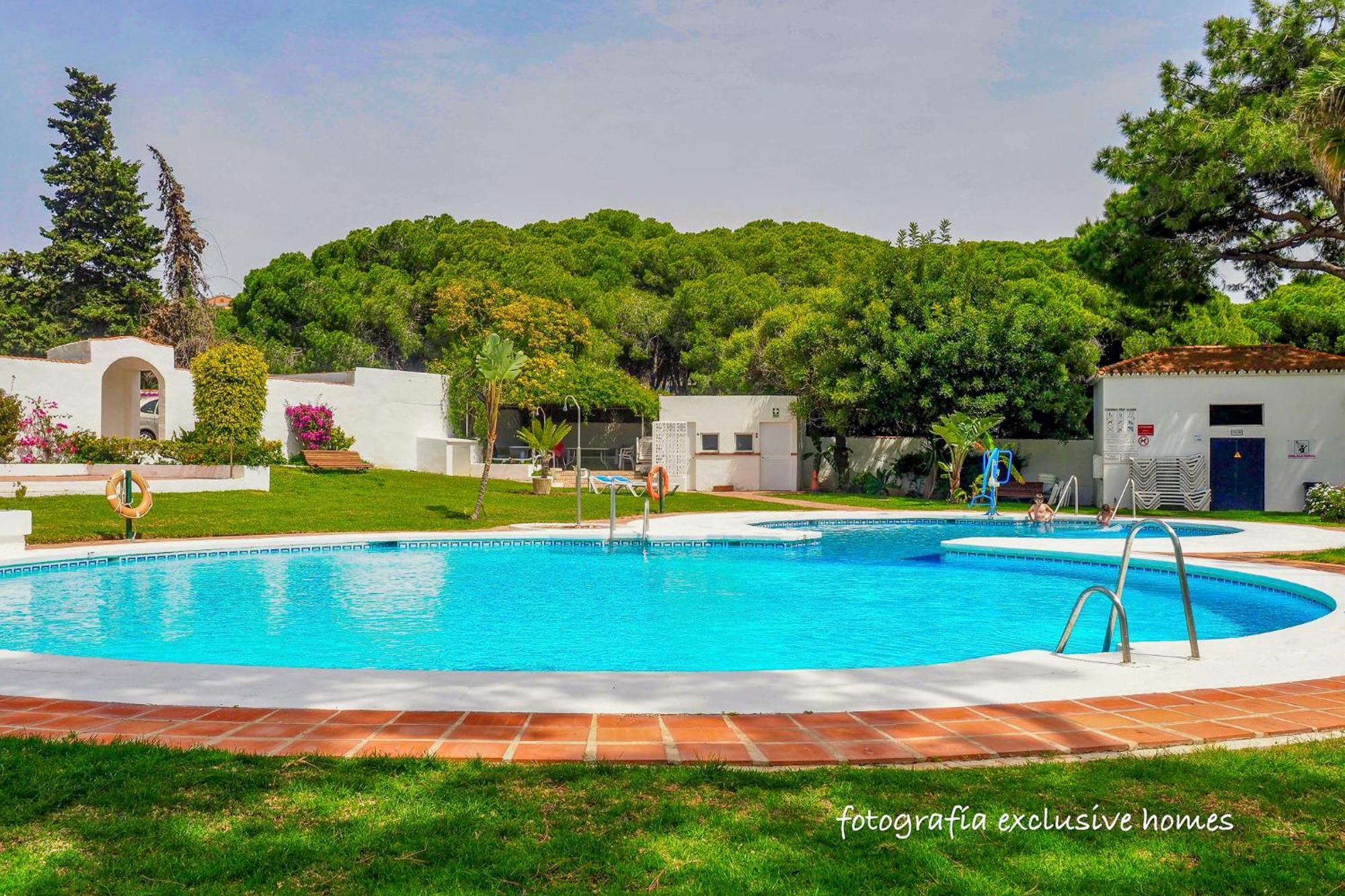 Md001 Precioso Apartamento En Primera Linea De Playa Sitio de Calahonda المظهر الخارجي الصورة